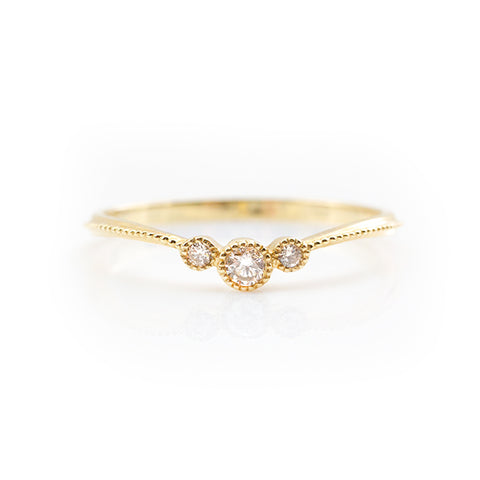 Vintage V-Shaped Diamond Ring