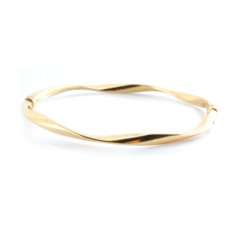 Wavy Bangle