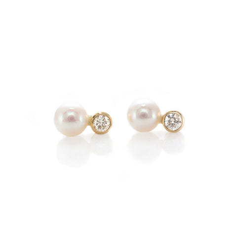 Akoya Pearl Earrings with Diamond
